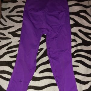 ‼️SOLD‼️💜LULULEMON💜WUNDER UNDER CROP LEGGINGS